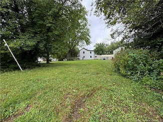 335 E 15th St, New Albany, IN 47150