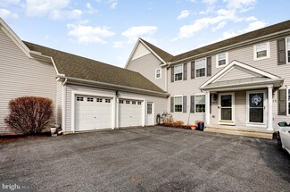 1913 Preserve Ln, Palmyra, PA 17078