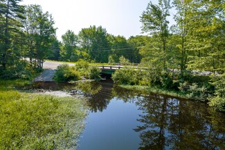 506 Old Stage Rd, Woolwich, ME 04579