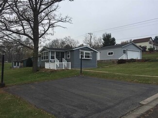 815 Union St, Mineral Point, WI 53565