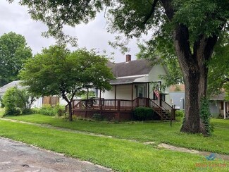 700 S Main St, Clinton, MO 64735