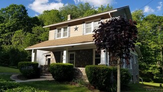 290 Gilbert Hollow Rd, Hollsopple, PA 15935