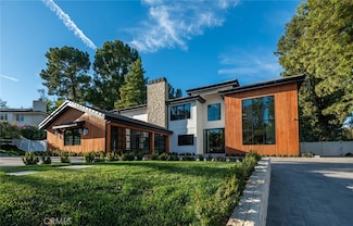 5461 Paradise Valley Rd, Hidden Hills, CA 91302