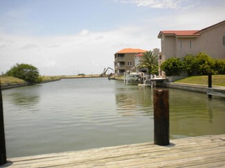 701 Schooner Harbor Dr, Corpus Christi, TX 78402