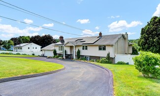 9 Marion Ct, North Haven, CT 06473