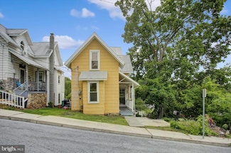 125 Cottage St, Waynesboro, PA 17268