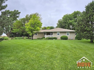 26605 5 Rd, Montezuma, KS 67867