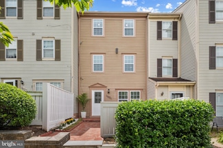 20036 Appledowre Cir, Germantown, MD 20876