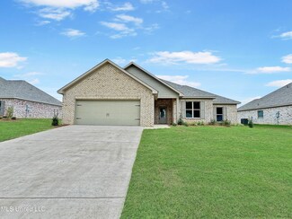 728 Magnolia Point Cir, Pearl, MS 39208