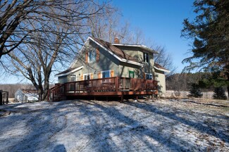 2054 Pierce Saint Croix Rd, Baldwin, WI 54002