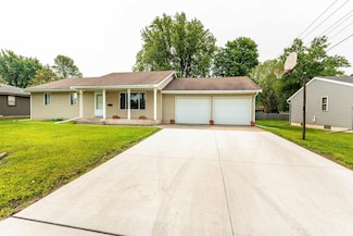 1318 E Fir Ave, Fergus Falls, MN 56537