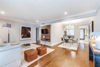 10203 Regal Oaks Dr Unit 202, Dallas, TX 75230