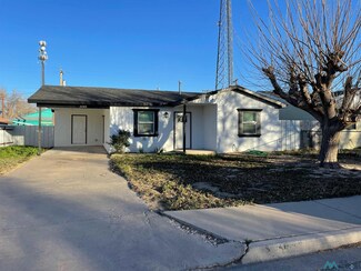 1107 S 2nd St, Artesia, NM 88210