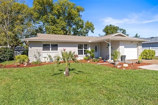 1489 Dundee Dr, Palm Harbor, FL 34684