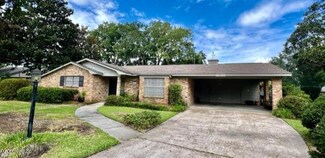 4109 Alandale St, Pascagoula, MS 39581
