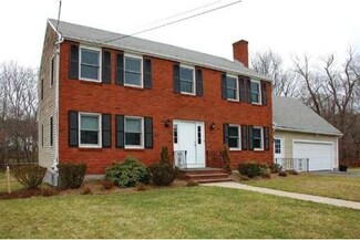 4 Patty Lee Ln, Dedham, MA 02026
