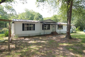 1453 Garland Dr, Covington, TN 38019