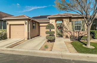 3752 W Persimmon Ln, Fresno, CA 93711