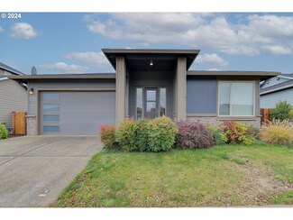1303 Daylily St, Woodburn, OR 97071