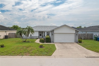 7109 Summit Dr, Winter Haven, FL 33884