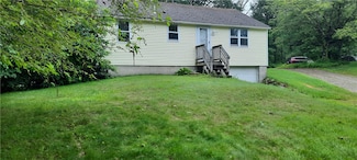 57 Foster Center Rd, Foster, RI 02825
