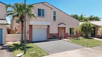530 Radford Terrace, Davie, FL 33325