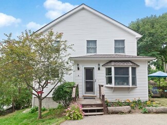 8 Windsor Ln, Gloucester, MA 01930