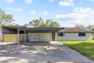 3721 Tower Rd, Santa Fe, TX 77517