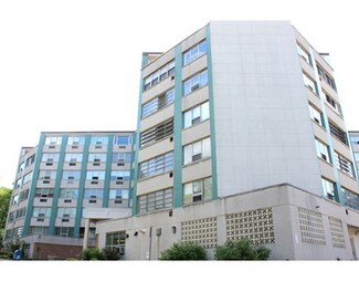 101 Mulberry St Unit 215, Springfield, MA 01105