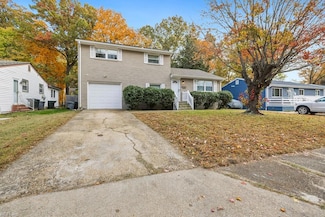 1126 Gatling Dr, Hampton, VA 23666