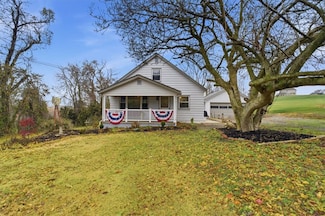 2001 Ridge Rd, Finleyville, PA 15332