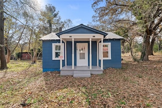 114 Simpson St, Iva, SC 29655