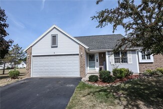 4 Daisy Ln, North Chili, NY 14514