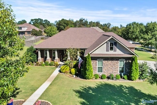 4601 Riverglen Cir SE, Owens Cross Roads, AL 35763