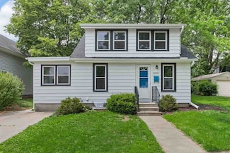 509 3rd Ave, Iowa City, IA 52245