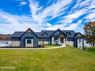 135 Crown Jewel Ln, Lafollette, TN 37766