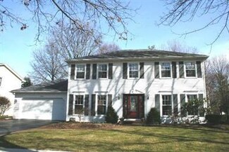 910 S Charles Ave Unit 2, Naperville, IL 60540