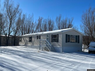 756 N 8th St, Basin, WY 82410