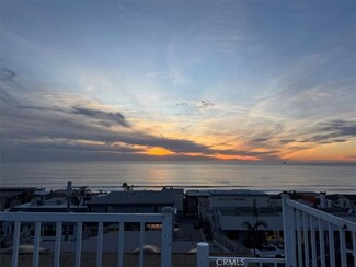 3509 Crest Dr, Manhattan Beach, CA 90266