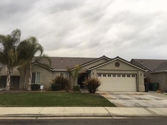 1760 Hunter Ave, Sanger, CA 93657