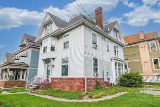 313 Grand St, Morgantown, WV 26501