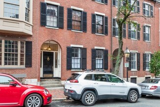 66 Chestnut St Unit 11, Boston, MA 02108