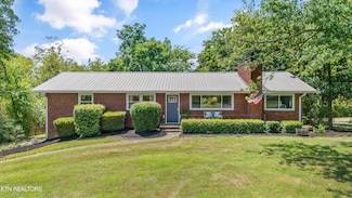 301 Portsmouth Rd NW, Knoxville, TN 37909
