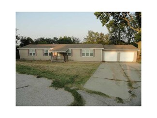 106 S 1st St, Gosport, IN 47433