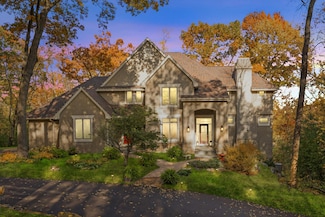 4266 Manor Court Rd, Minnetonka, MN 55345