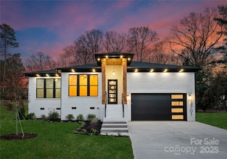 3701 Carmel Forest Dr, Charlotte, NC 28226