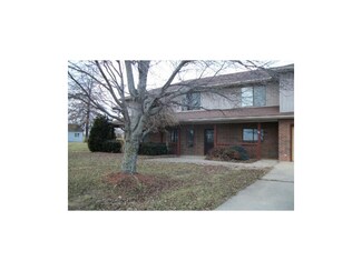 76 NW 601st Rd, Centerview, MO 64019