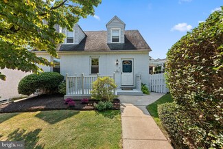 12 Elizabeth St, Conshohocken, PA 19428