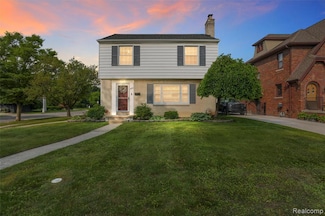 1405 Bedford Rd, Grosse Pointe Park, MI 48230