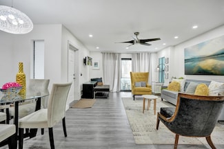 1013 Green Pine Blvd Unit 11, West Palm Beach, FL 33409